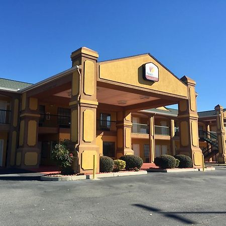 Peach State Inn & Suites Hawkinsville Екстериор снимка